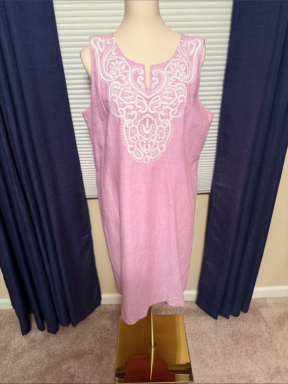 Talbots Pink Sleeveless Embroidered Shift Dress